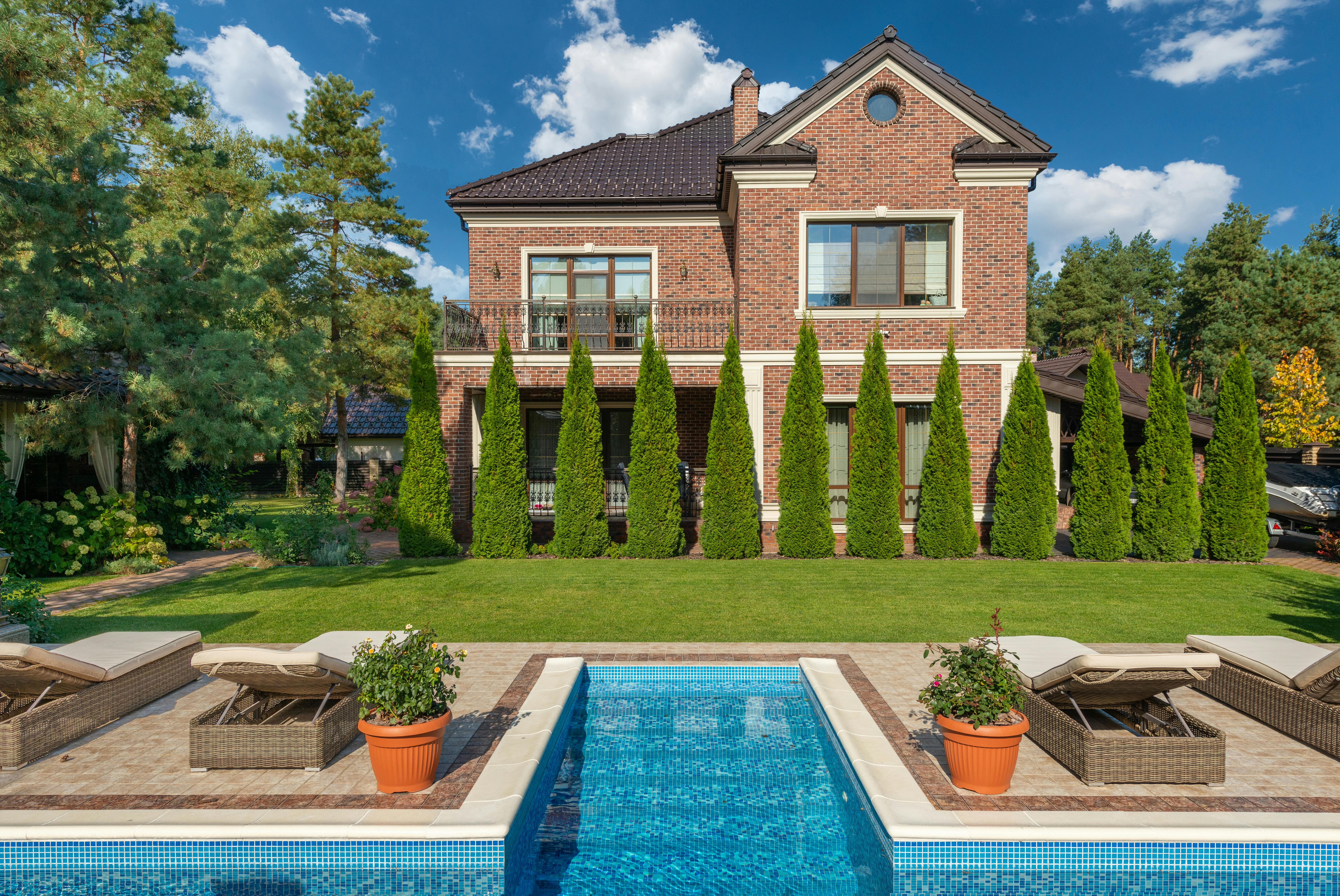 Villa Poolside